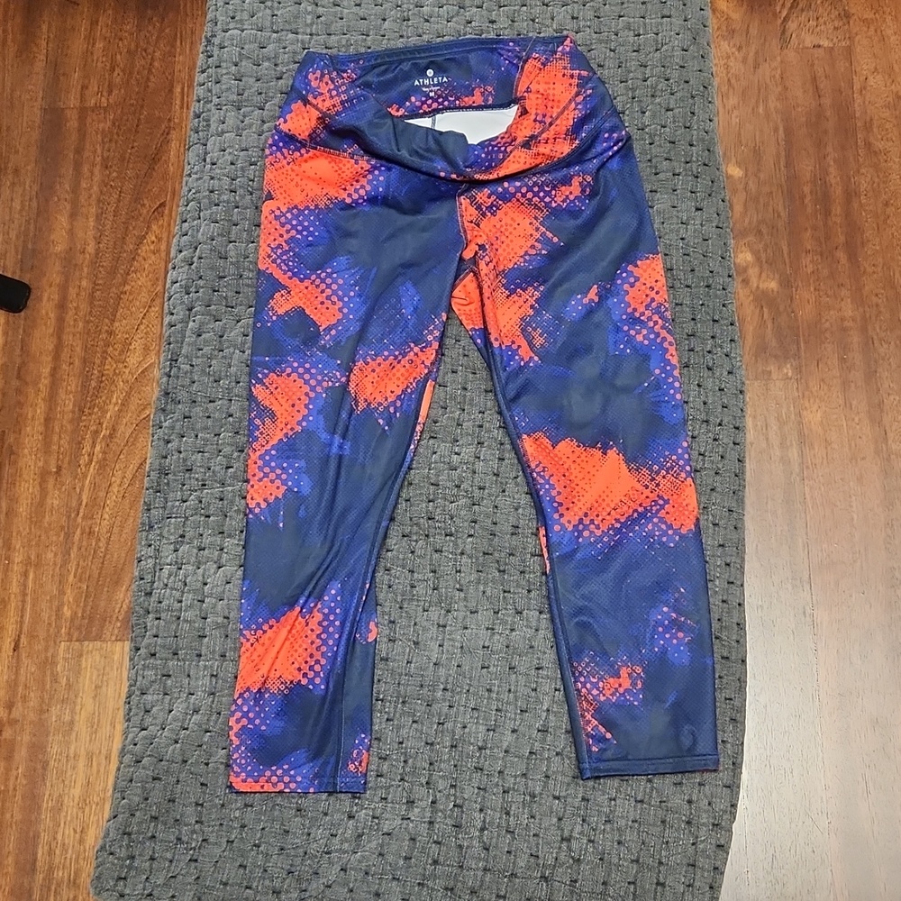 Athleta 7/8 tights with back zipper waist pocket